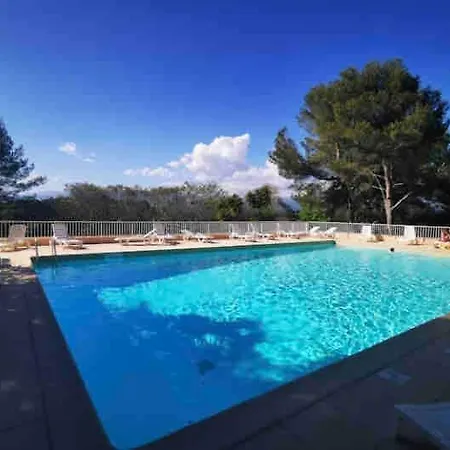 Elegant T3 Avec Vue Et Piscine A * Mougins