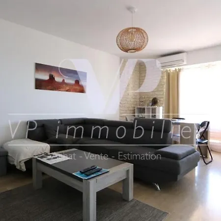 Elegant T3 Avec Vue Et Piscine A Apartment