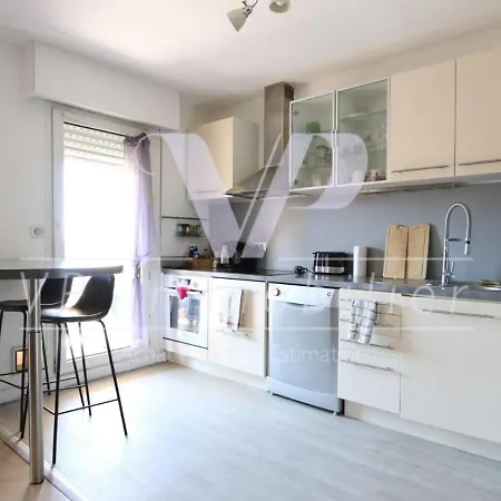 Elegant T3 Avec Vue Et Piscine A Apartment Mougins