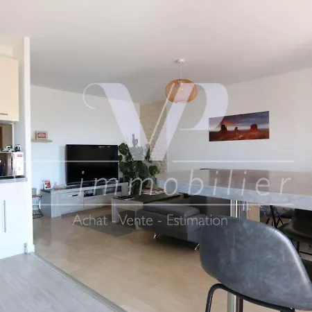 Elegant T3 Avec Vue Et Piscine A Mougins