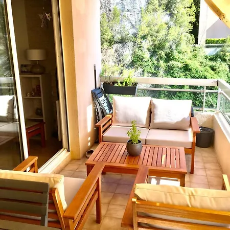 Apartment Elegant T3 Avec Vue Et Piscine A